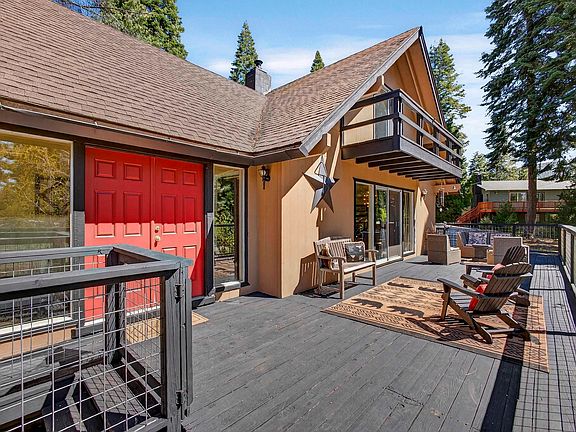 5th image of 3205 Hill Crest Dr