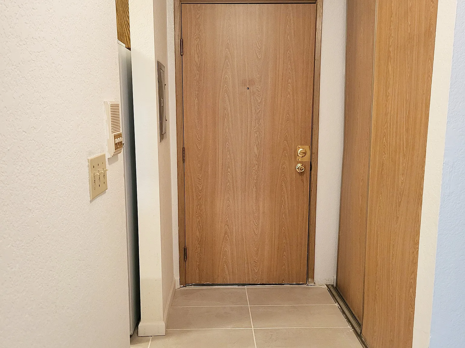Panther Creek Apartments — Photo 4