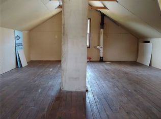 347 Laurelton Rd, Rochester, NY 14609