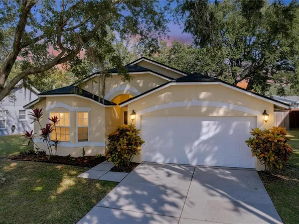 5906 Erhardt Dr, Riverview, FL 33578