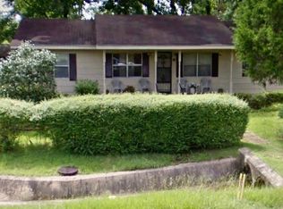 115 Bishop St, Fort Deposit, AL 36032