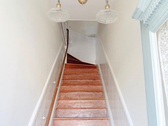 4th image of 1148 Treat Ave