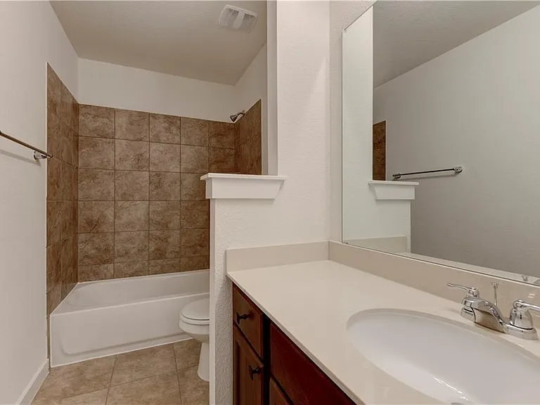 1328 Kneehigh Dr — Photo 17
