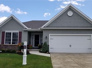 5566 Chatham Ln, Clarence Center, NY 14032