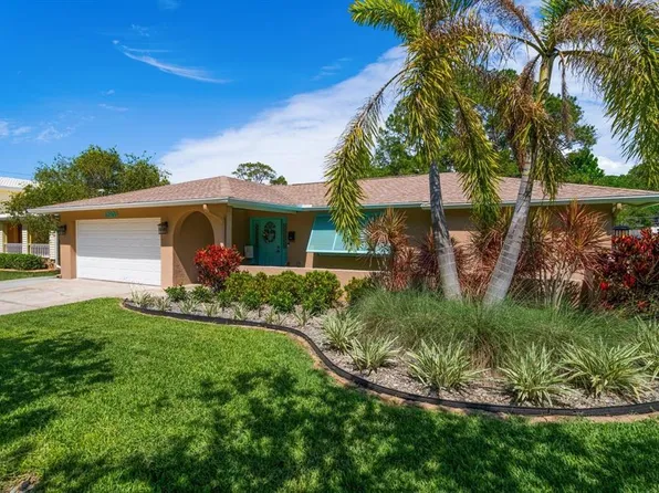12903 Mia Cir, Largo, FL 33774