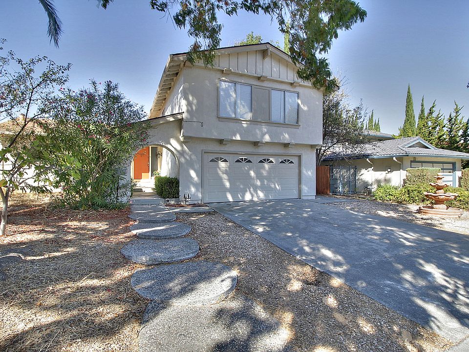 1st image of 1059 Lily Ave