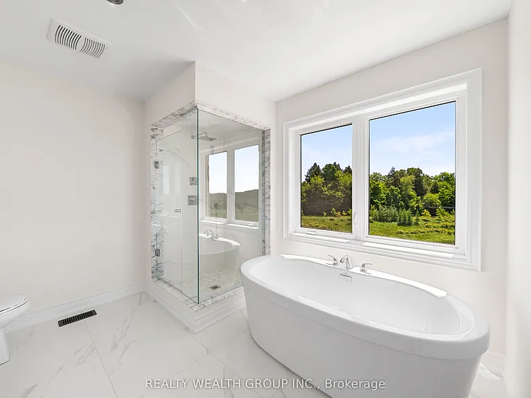 261 Seaview Hts — Photo 36