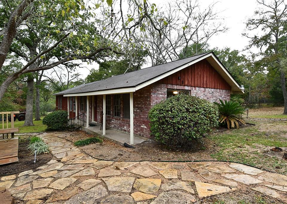1st image of 707 New Years Creek Ln
