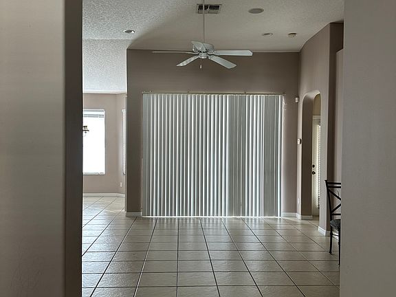 3rd image of 2520 Lakewood Pointe Dr