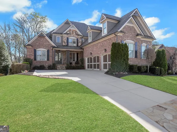 135 Slate Dr, Buford, GA 30518