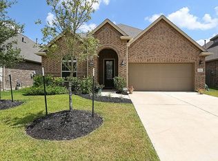 19514 Belton Shore Dr, Cypress, TX 77433