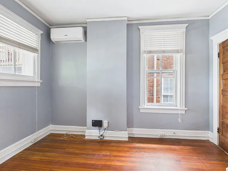 19 S Arthur Ashe Blvd #3 — Photo 2