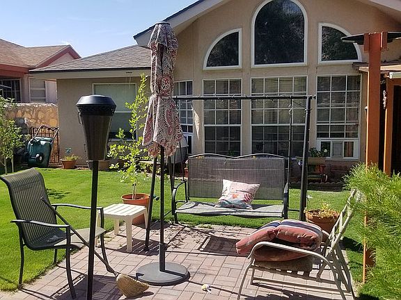 3rd image of 6813 Canyon View Ln