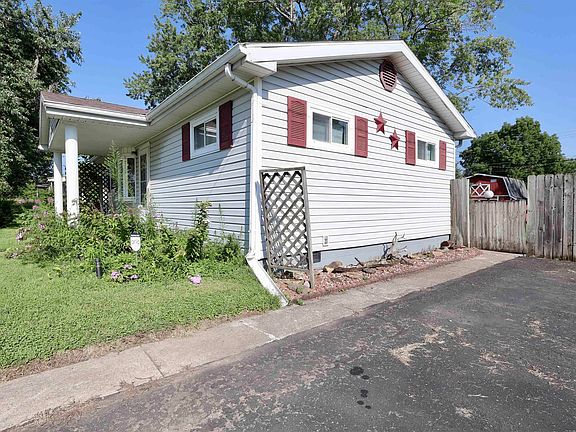 3rd image of 1408 E 24th St