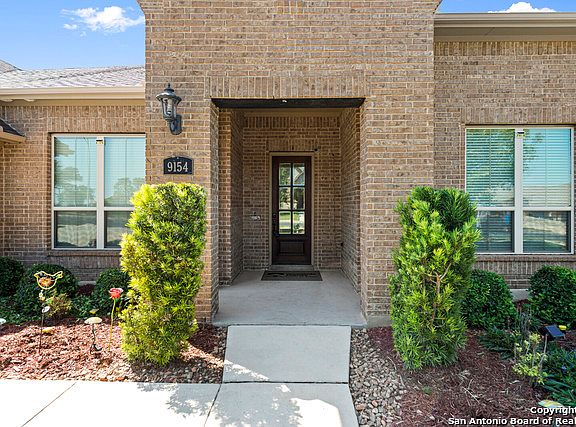 3rd image of 9154 Gothic Dr