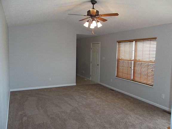 3rd image of 7110 Lyle Bend Ln