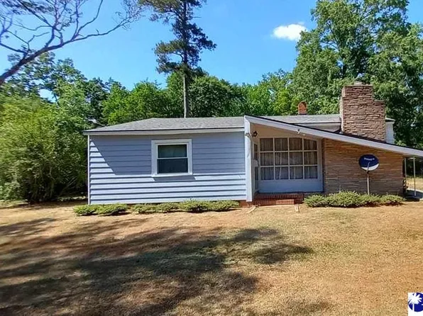 1007 Wells St, Bennettsville, SC 29512
