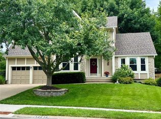 12818 Bond St, Overland Park, KS 66213