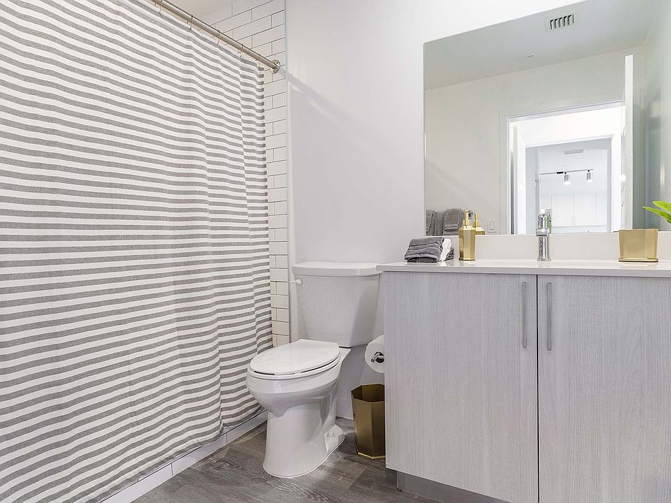 1st image of 2022 NW 21st Ave #1203