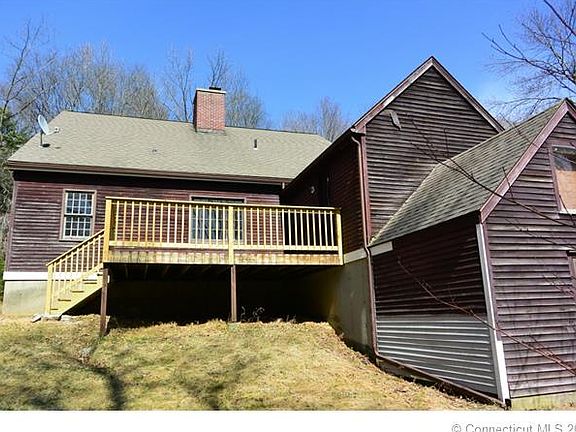 4th image of 19 Beechwood Dr