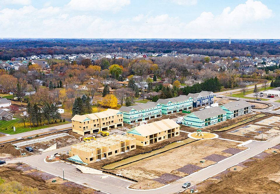 Balsam Pointe Express Townhomes by D.R. Horton Minnesota in Dayton MN
