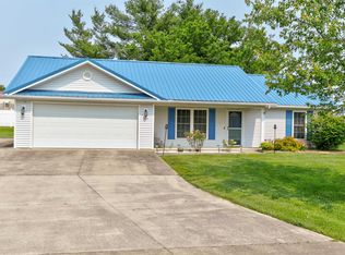 325 Dogwood Ct, Dale, IN 47523