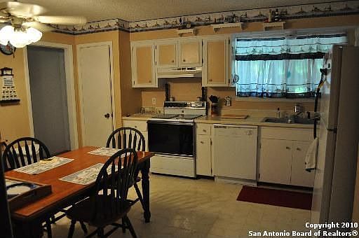 2nd image of 14506 Angora St