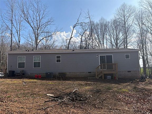 2nd image of 643 Old Ridge Rd