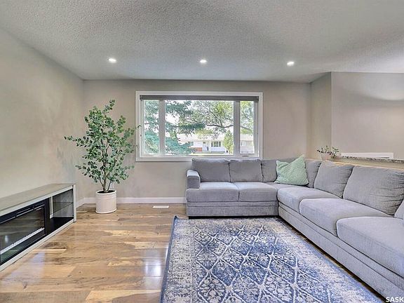 5th image of 6918 1st AVENUE N