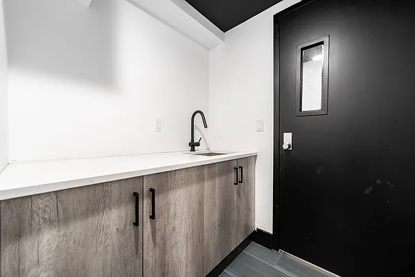 Rented by Twin Group | media 26