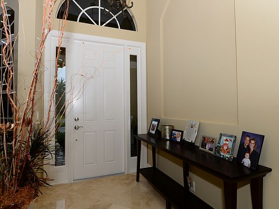 5th image of 862 Edgebrook Ln