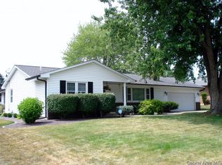 1964 Patterson Dr, Galesburg, IL 61401