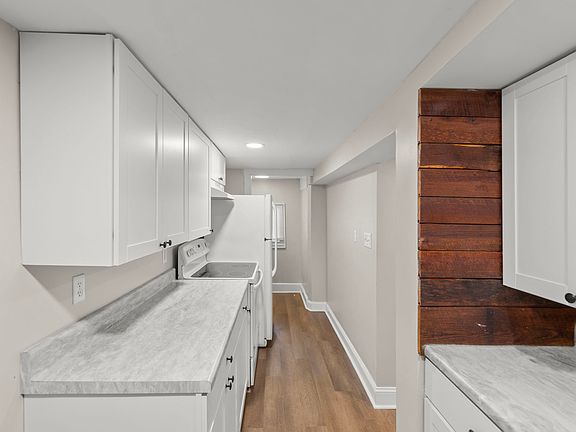 2nd image of 2641 Valley Ave APT B