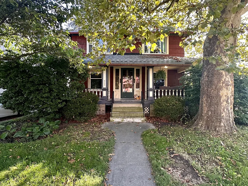 464 Crestwood Ave #A