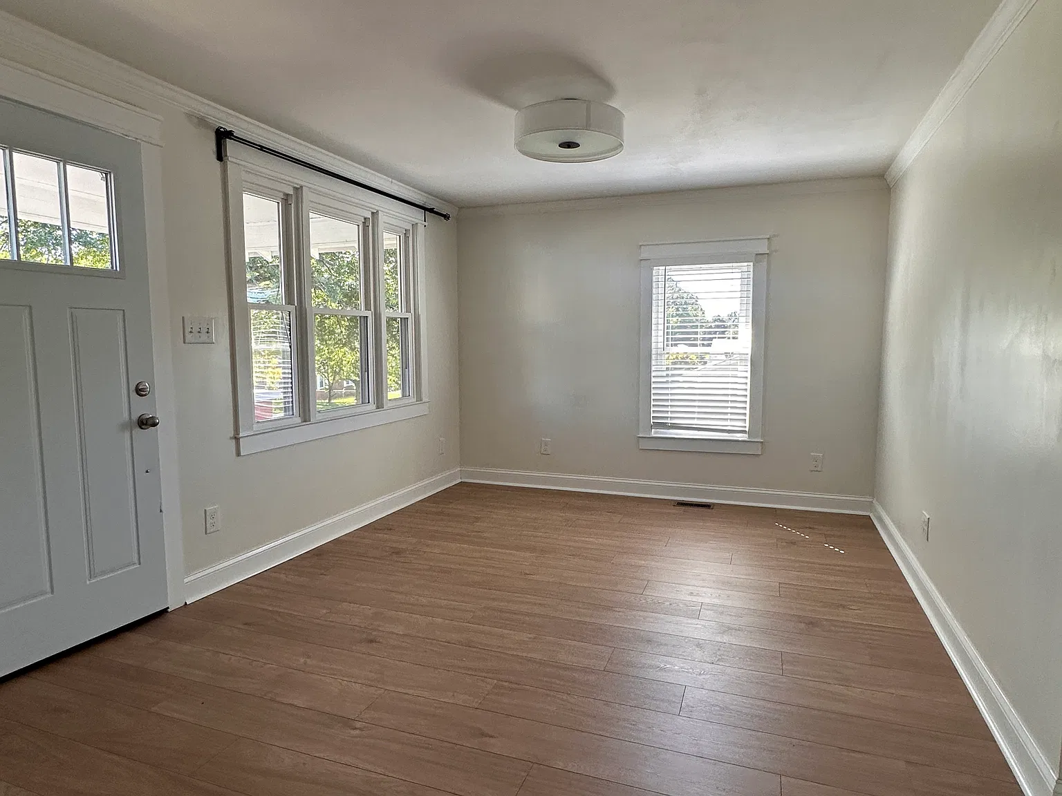 Edgewood Ave, Landrum — Photo 3