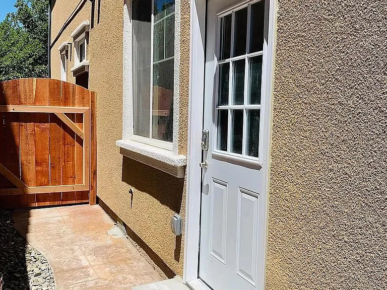 709 Adam St #709 — Photo 1