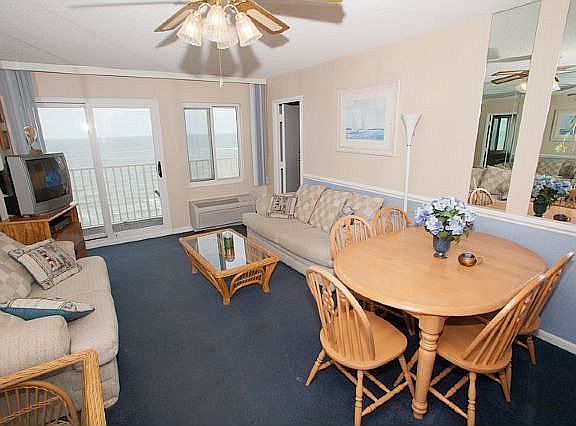 5th image of 303 Atlantic Ave APT 1306
