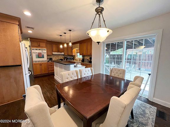 5th image of 1149 Wake Forest Drive