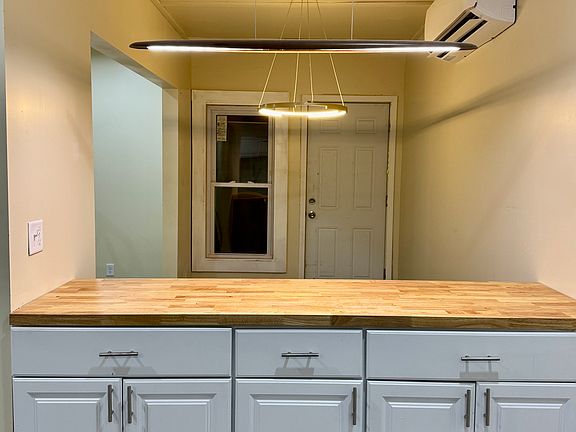 4th image of 267 Oliver St #5