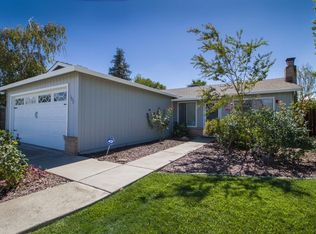 1422 7th St, Ripon, CA 95366