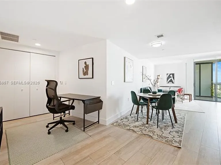 121 NE 34th St #2314 — Photo 27