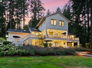 2008 S Military Rd, Portland, OR 97219