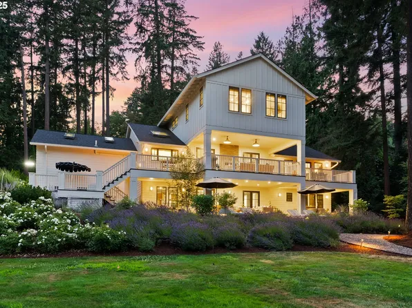 2008 S Military Rd, Portland, OR 97219