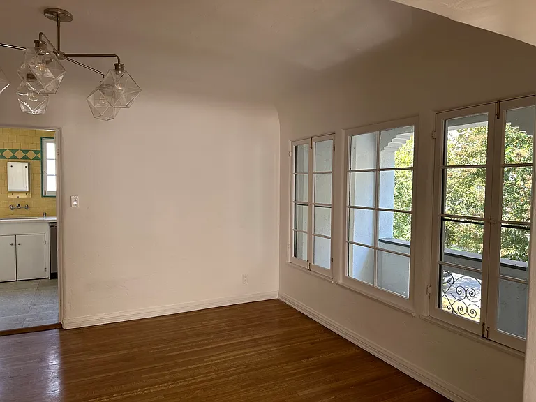 Formal dining room