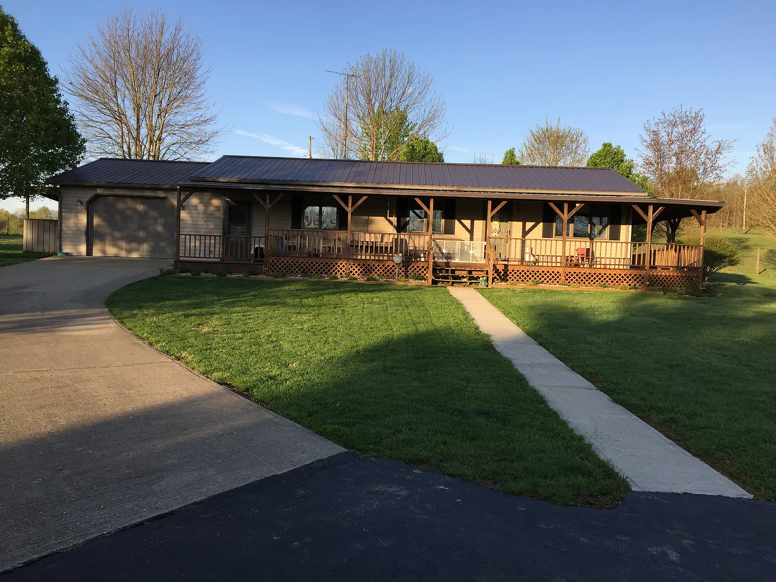 8275 W County Road 600 S photo 1