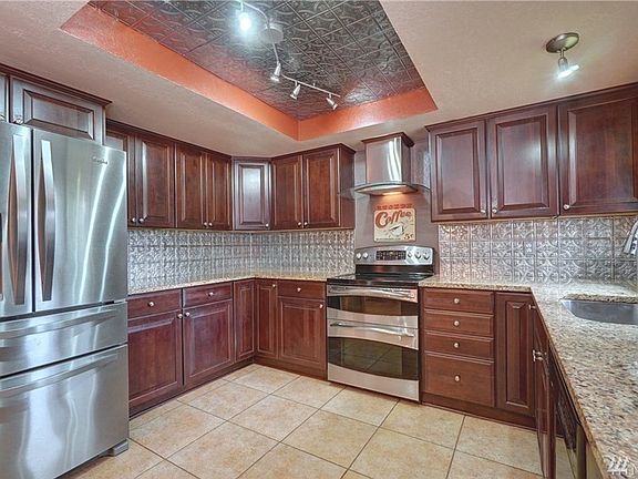 5th image of 2840 Komichan Ln NW