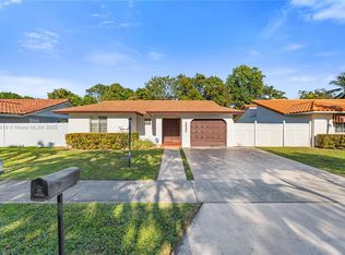 14213 SW 100th Ln, Miami, FL 33186