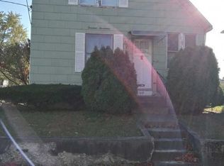 1417 Worcester St, Springfield, MA 01151