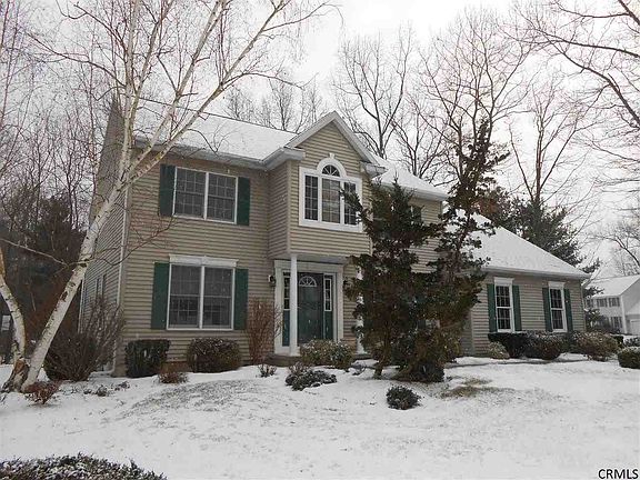 2nd image of 47 Orchardview Dr