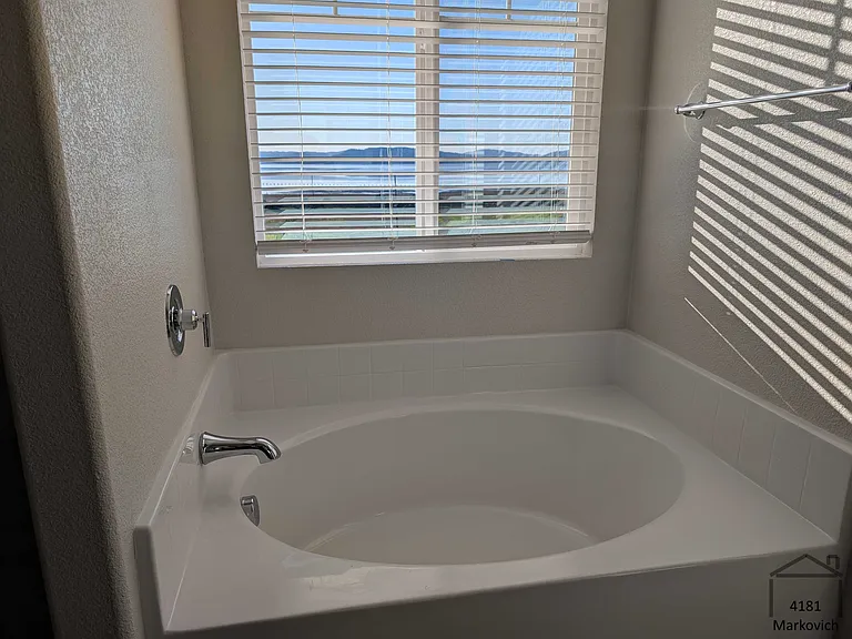 4181 Markovich Ct — Photo 28